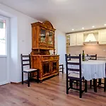 Apartment Adriana