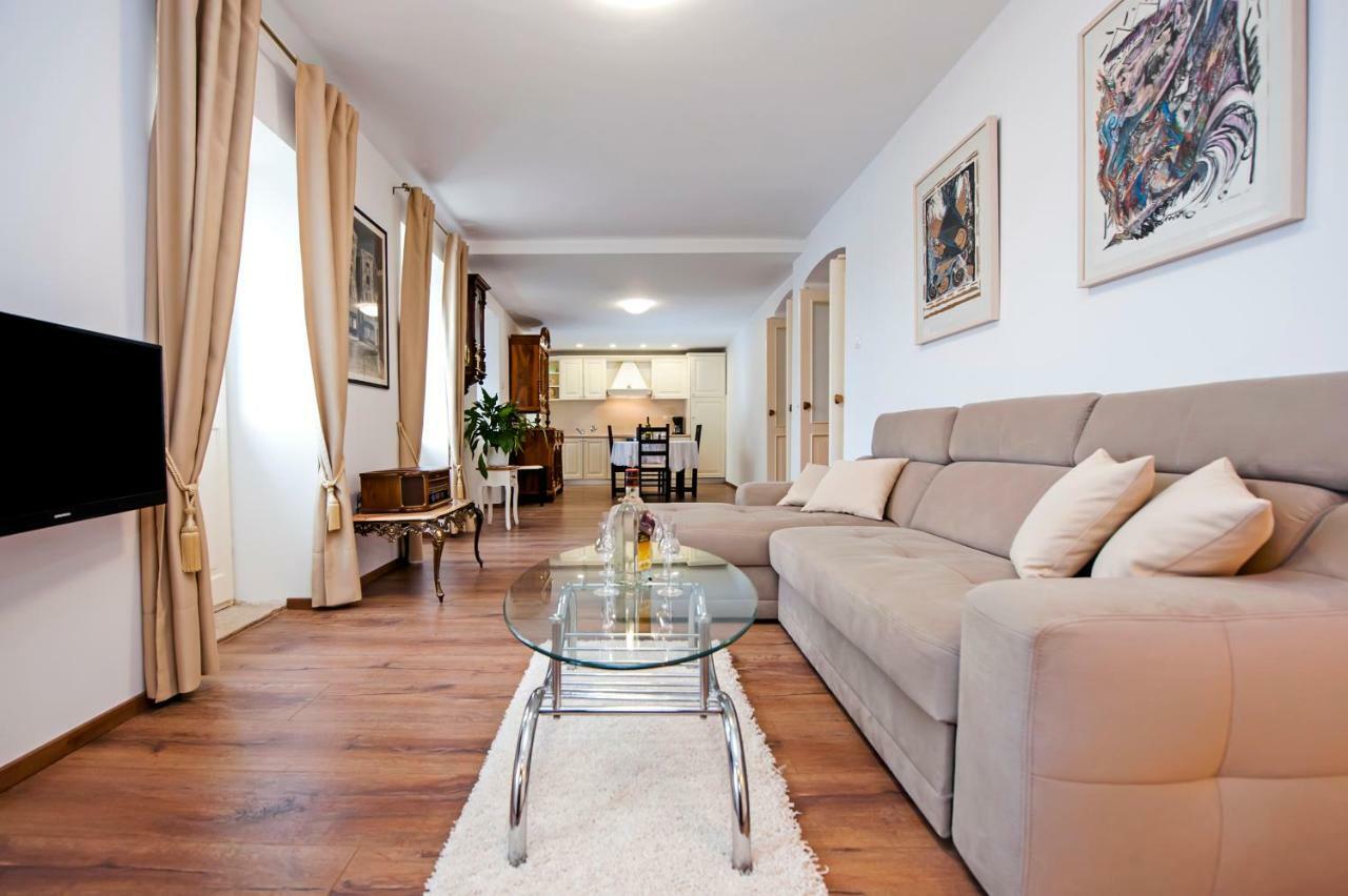 Apartment Adriana